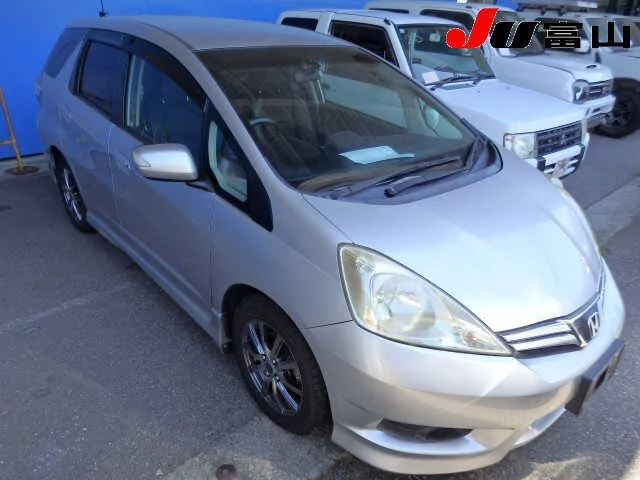 Honda Fit Shuttle GG7 2012